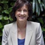 Emeritus Professor Lesley Hughes Headshot 